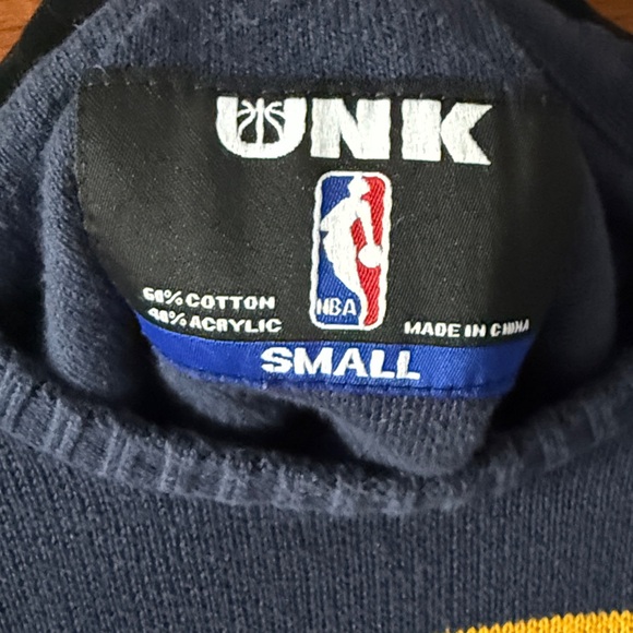 Indiana Pacers Sweater - Picture 2 of 5